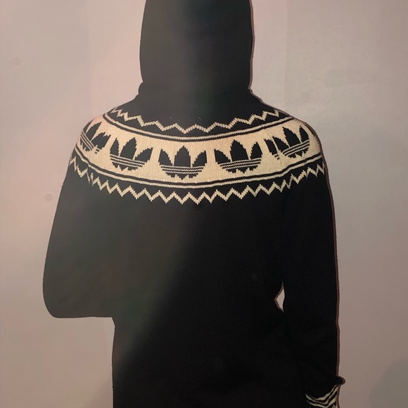 Adidas winter dress - Picture 4 of 4